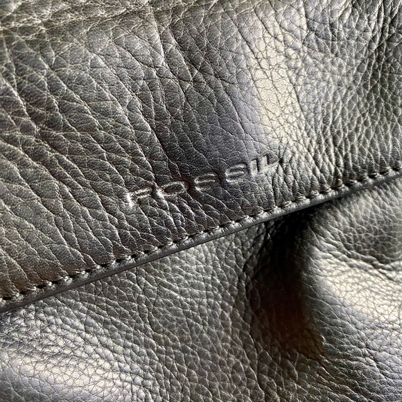 💥Fossil Leather Mini Crossbody with Adjustable Strap💥 - Picture 4 of 15